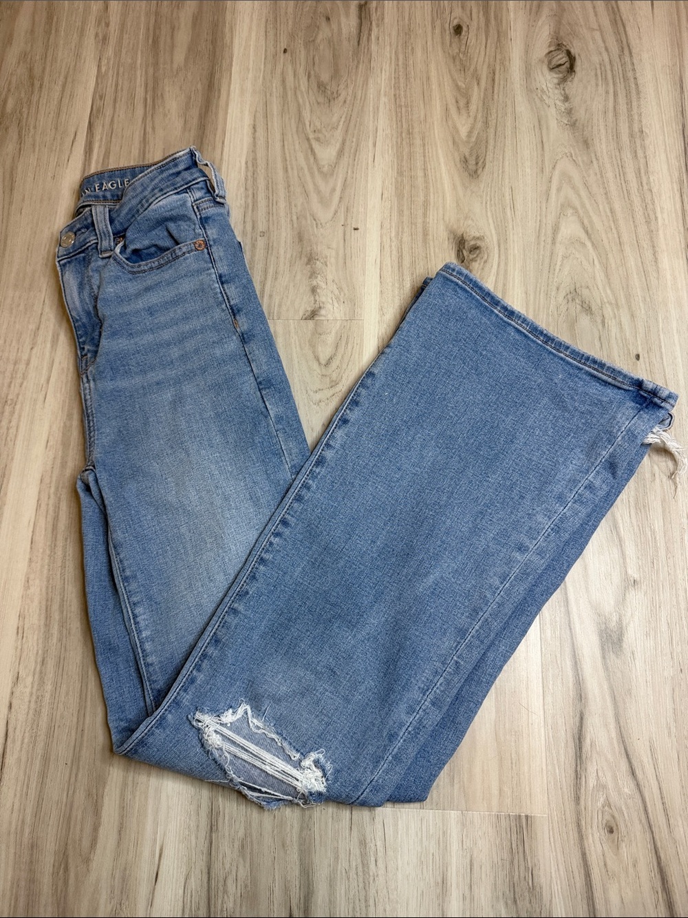 American Eagle light Blue Distressed Flare Jeans - Women size 000 Short